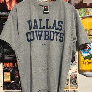 Vintage Nike Dallas Cowboys Spell Out Graphic T-Shirt